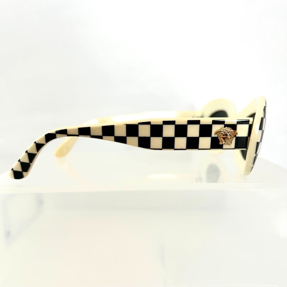 VINTAGE! Gianni Versace sunglasses - Picture 4 of 8